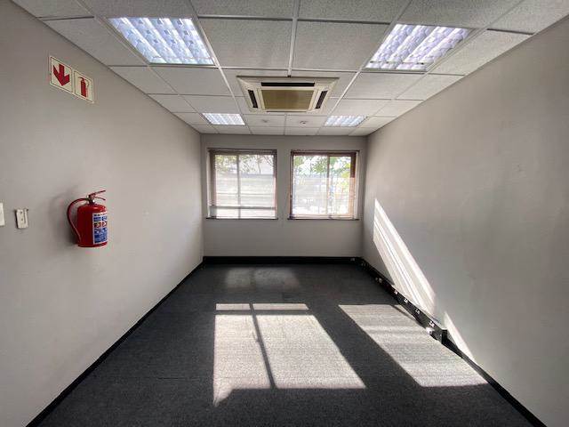 1416  m² Commercial space in Pinelands photo number 18