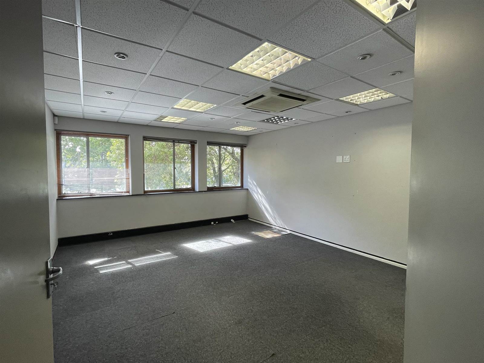 1416  m² Commercial space in Pinelands photo number 23