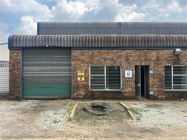 210  m² Industrial space in Benoni South