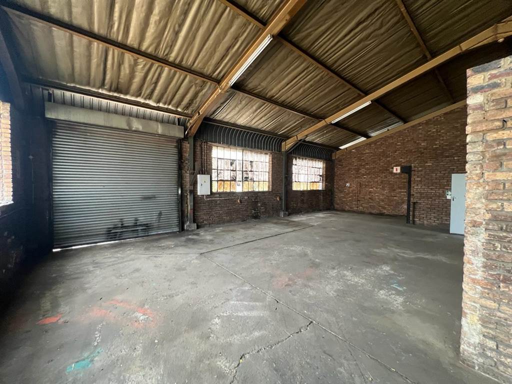 210  m² Industrial space in Benoni South photo number 5