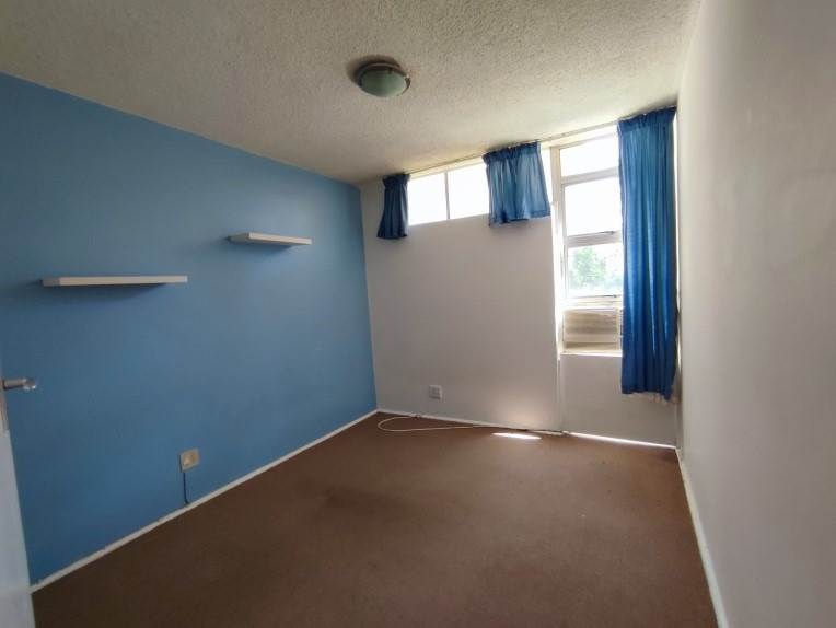 3 Bed Apartment in Bulwer photo number 25