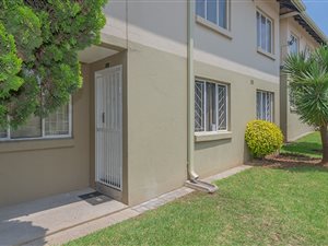 1 Bed Apartment in Edenglen