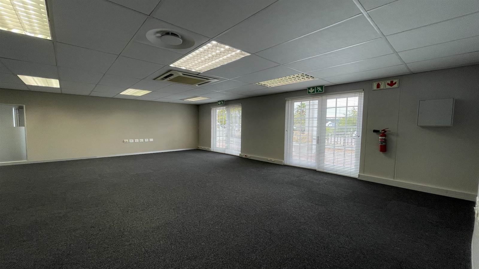 234  m² Commercial space in Tyger Valley photo number 12
