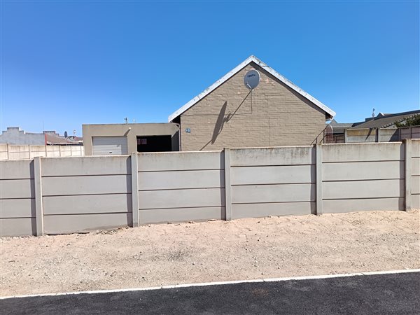 3 Bedroom House 3 Bedroom House