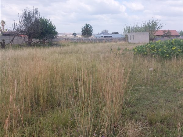 2 231 m² Land