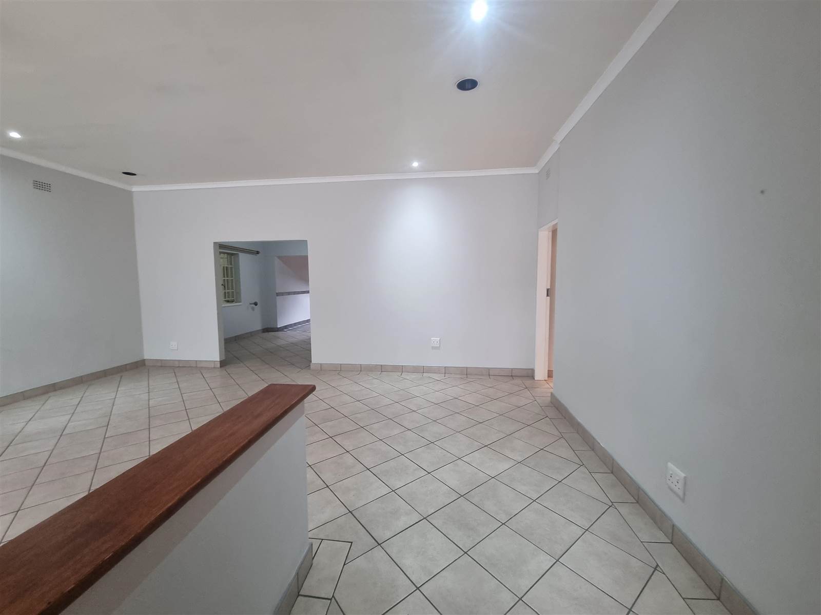 3 Bed House in Northmead photo number 3