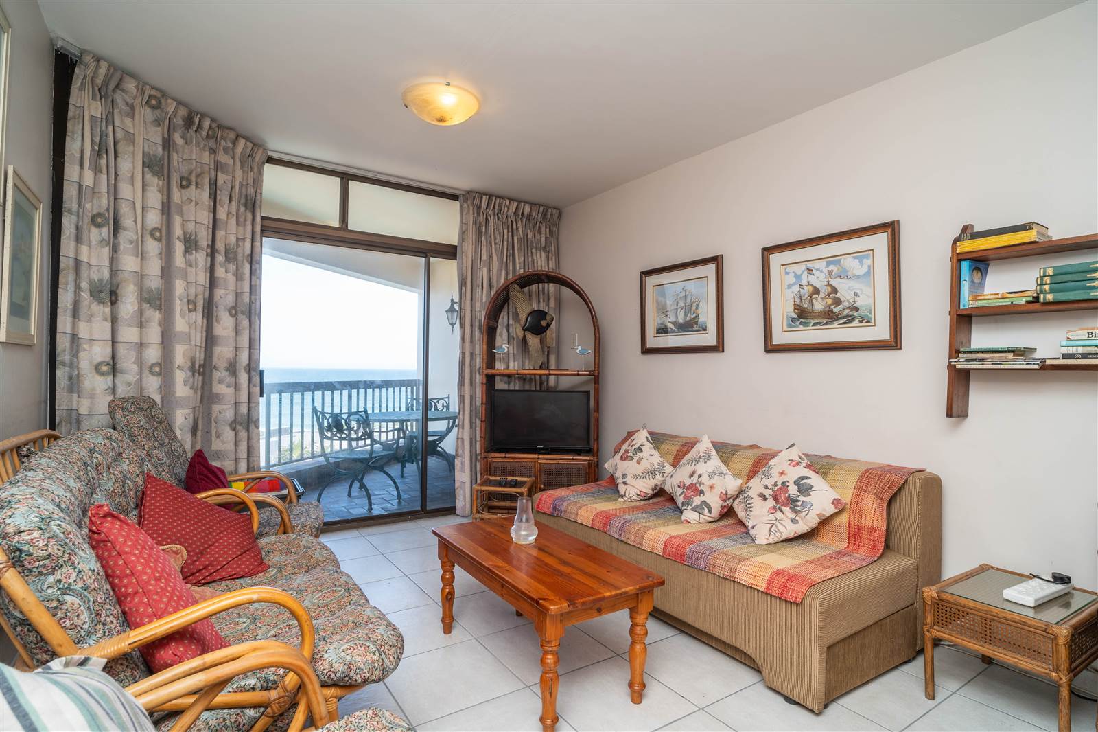 2 Bed Flat in Umhlanga Rocks photo number 4