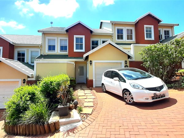 3 Bed Townhouse in Mt Edgecombe Estate 1 & 2