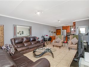 2 Bed Townhouse in New Redruth