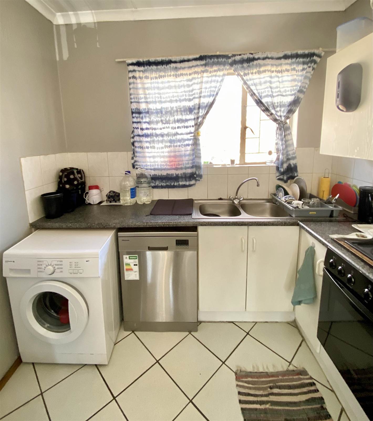 2 Bed Apartment in Highveld photo number 4