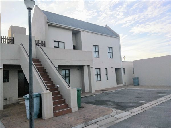 2 Bed Townhouse