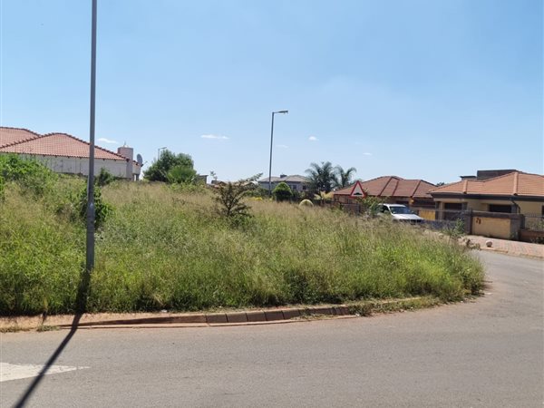 556 m² Land 556 m² Land