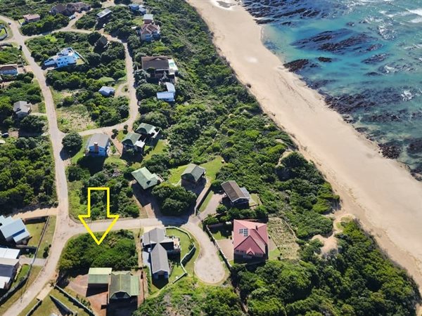 737 m² Land