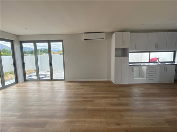 2 Bedroom Townhouse