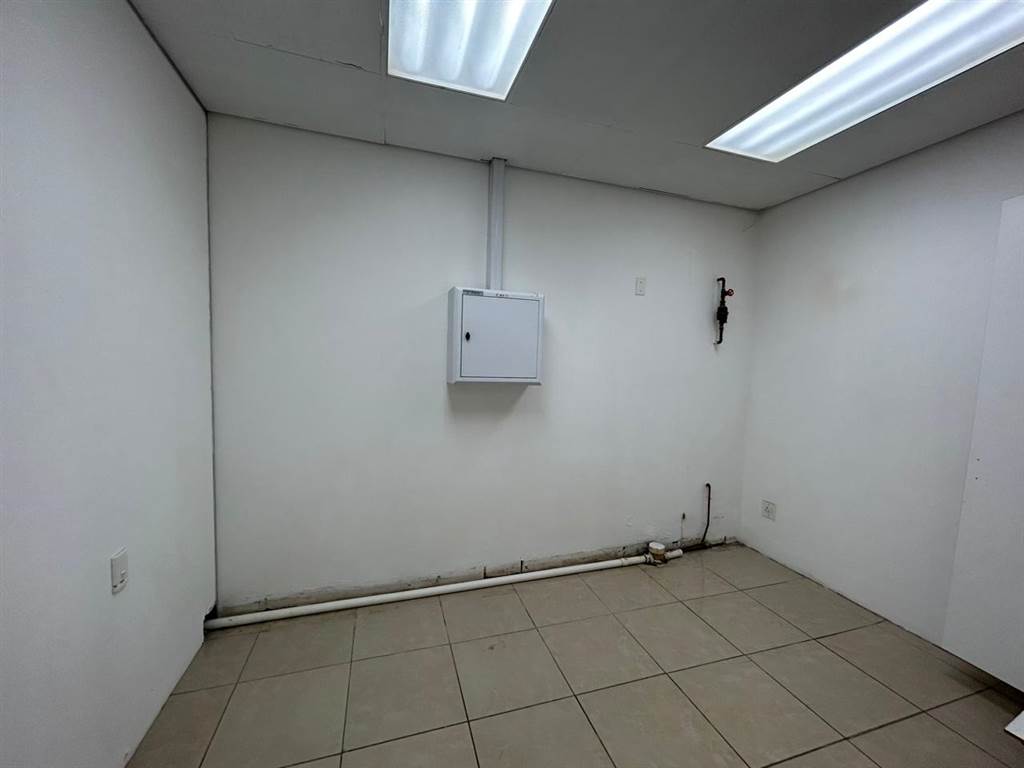 125  m² Commercial space in Horizon View photo number 13