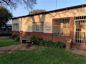 4 Bed House in Roseville