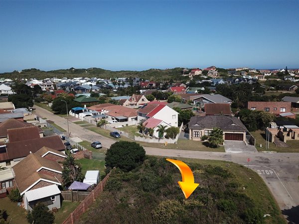 601 m² Land available in Aston Bay