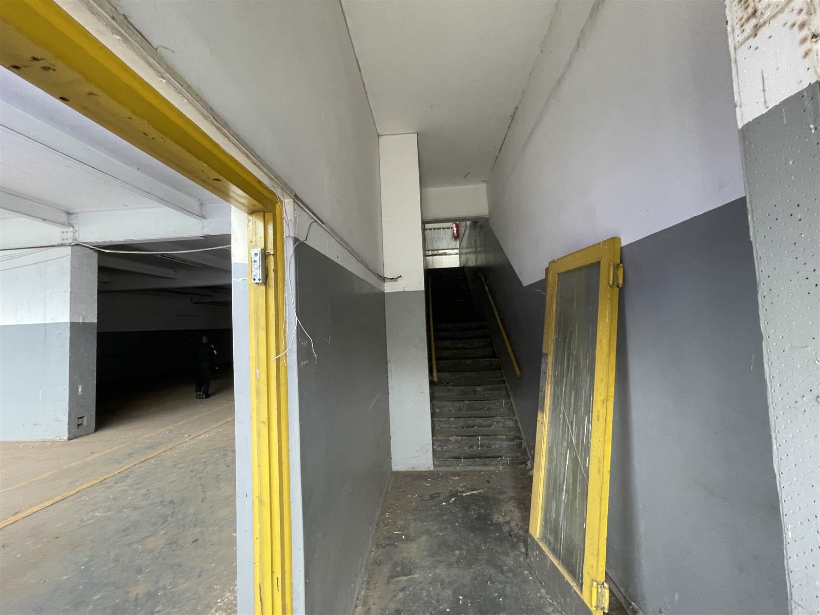 1004  m² Industrial space in Greyville photo number 2