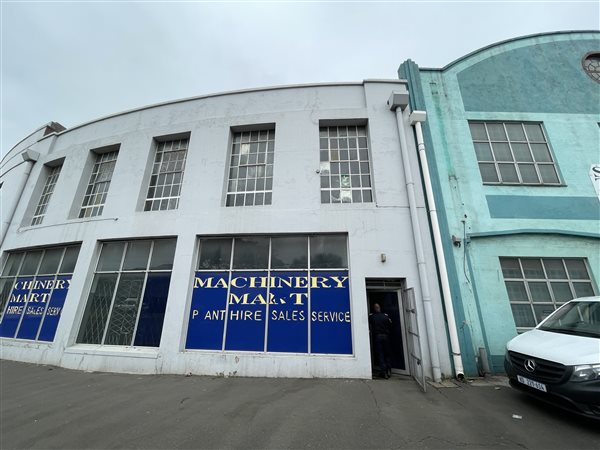 1004  m² Industrial space in Greyville