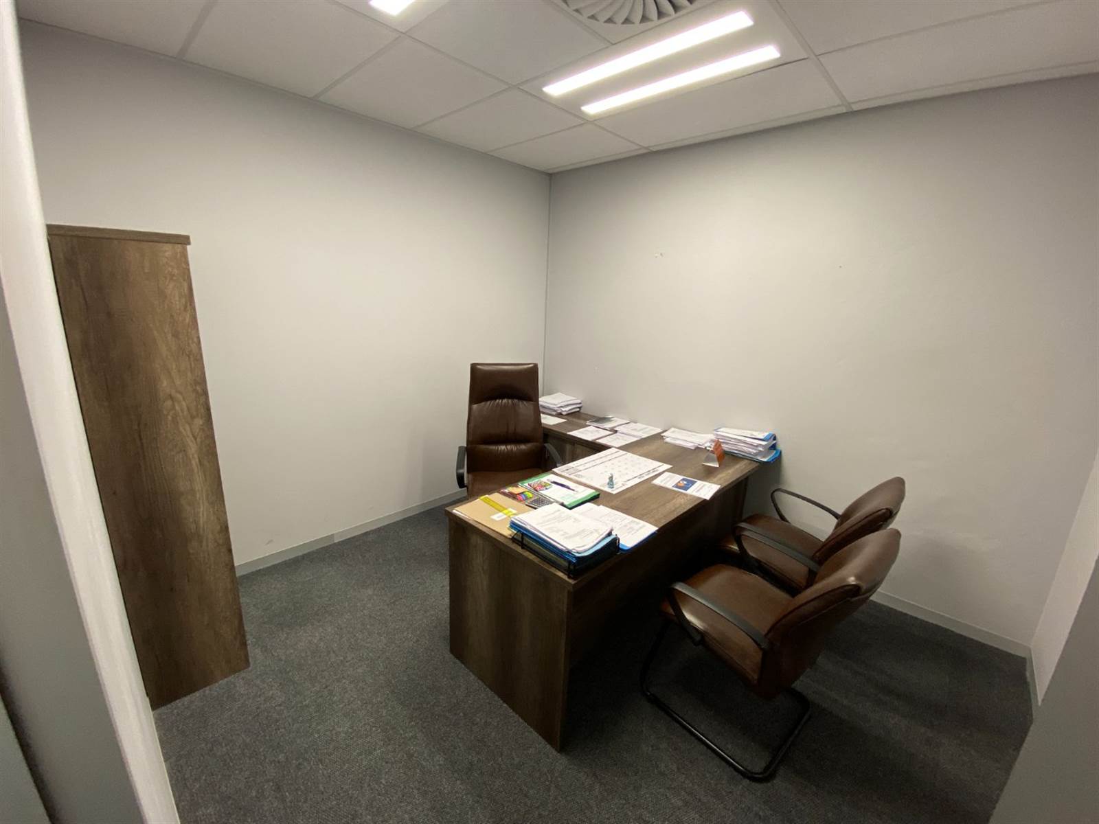 243  m² Office Space in Lynnwood photo number 13