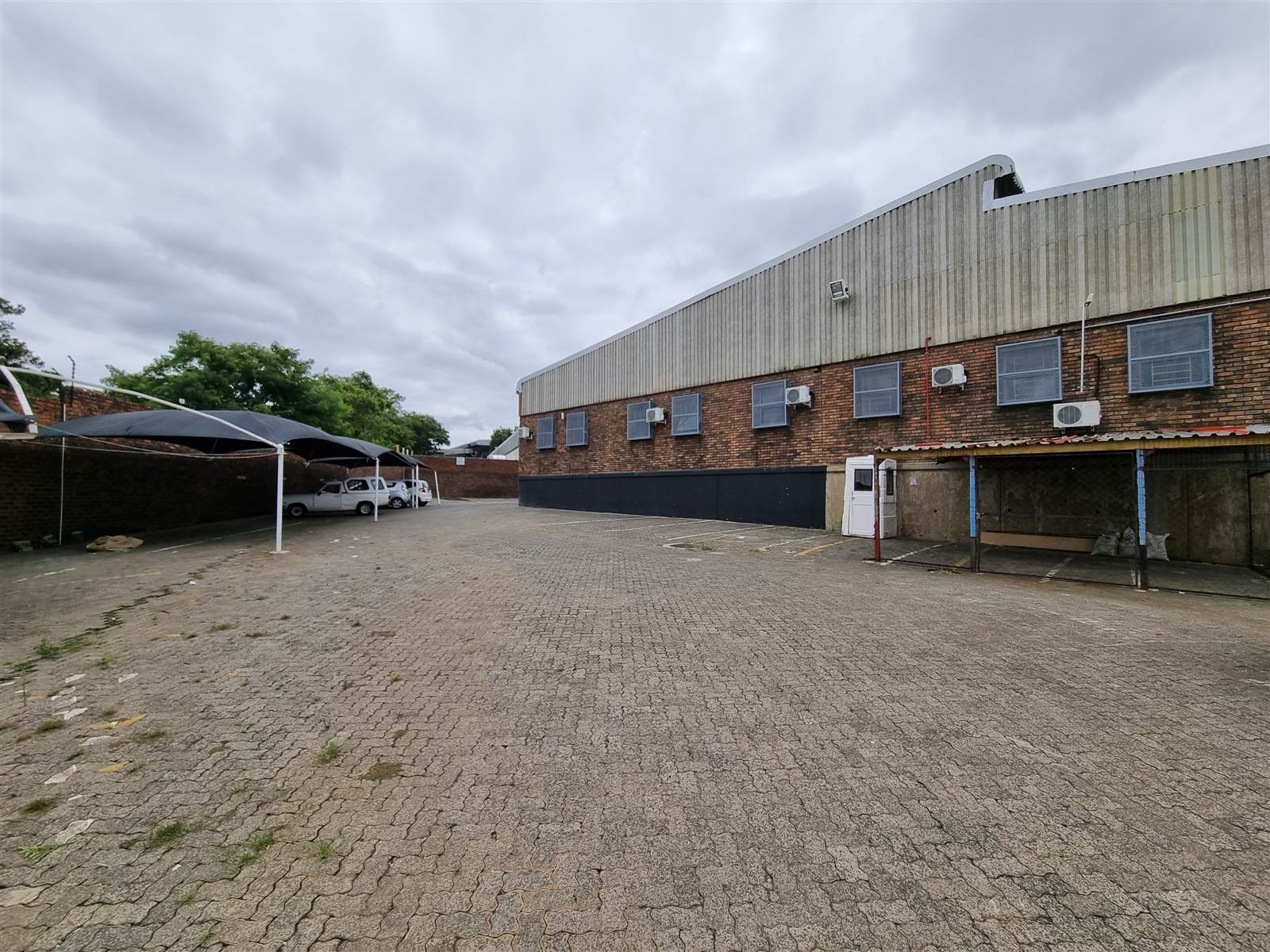 3428  m² Industrial space in Eastgate photo number 16
