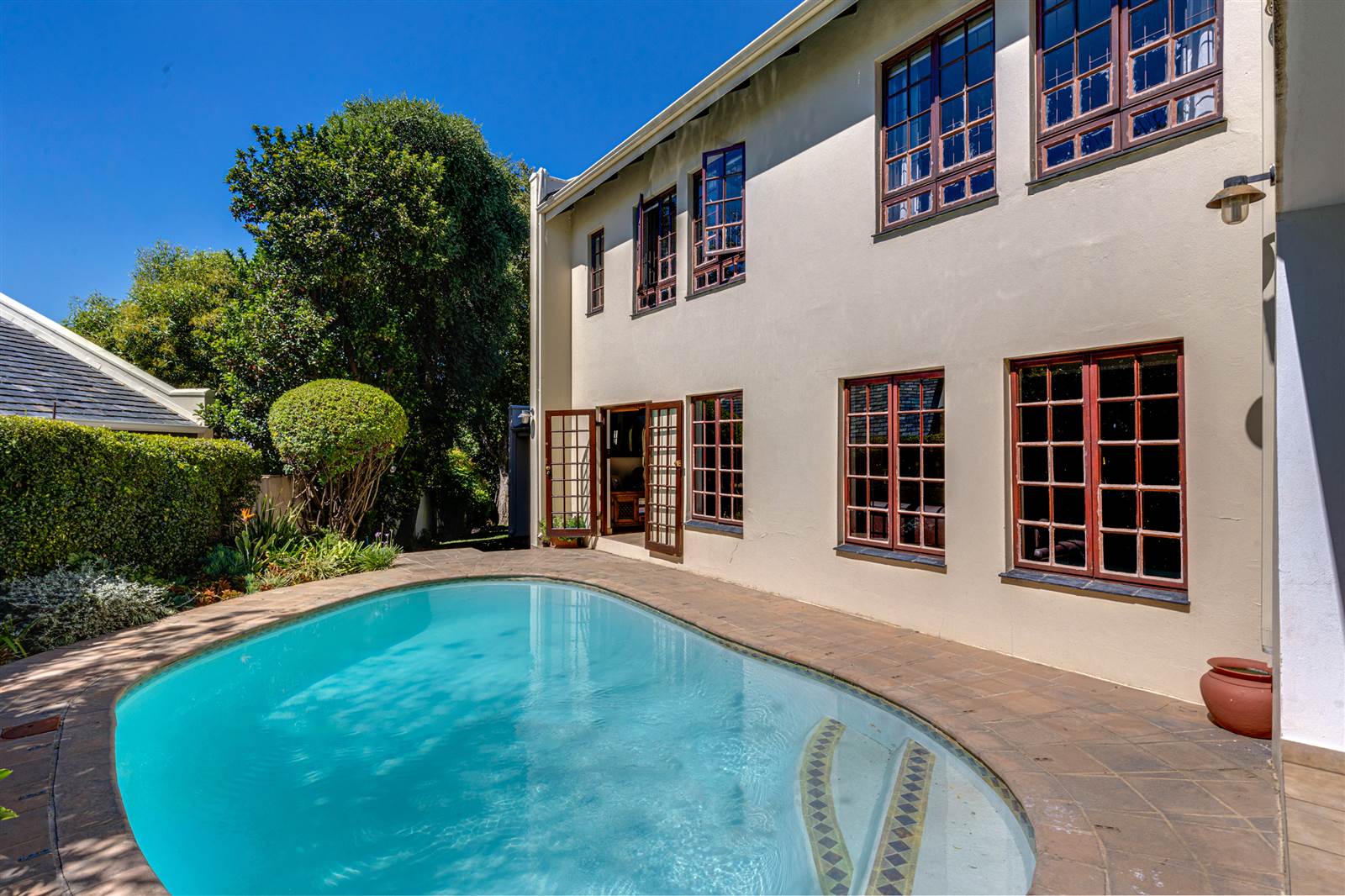 4 Bed Cluster in Lonehill photo number 5