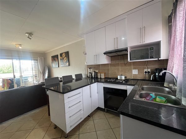 2 Bedroom Apartment 2 Bedroom Apartment