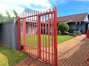 4 Bed House in Claremont