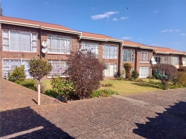 2 Bedroom Townhouse