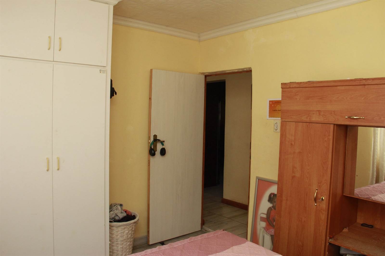 4 Bed House in Motherwell photo number 21