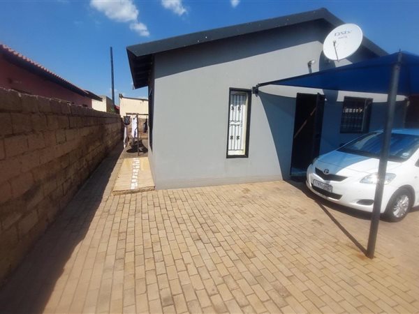 2 Bedroom House 2 Bedroom House