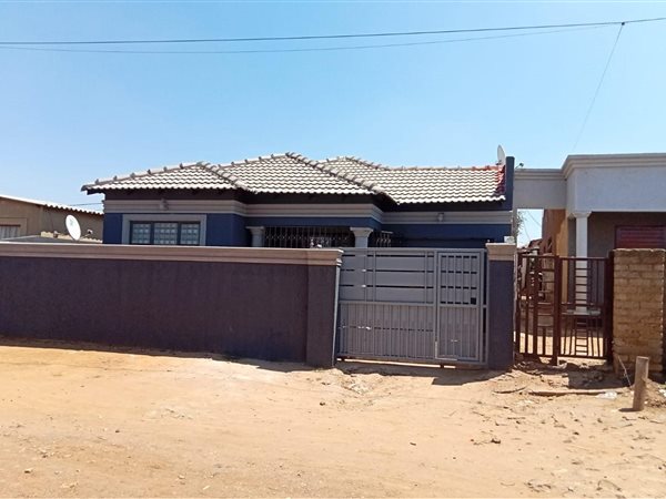 2 Bed House in Thulani
