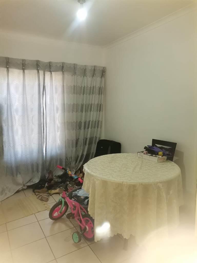 3 Bed Townhouse in Empangeni photo number 10