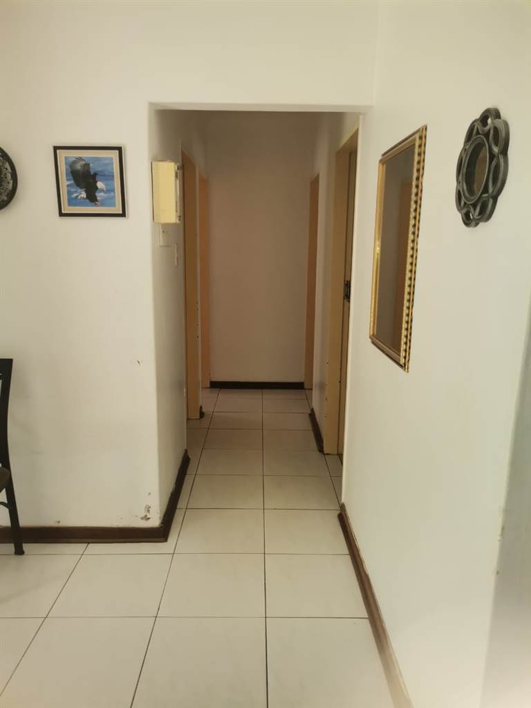 3 Bed Townhouse in Empangeni photo number 16