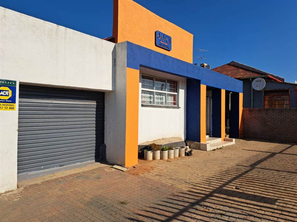 595  m² Commercial space in Benoni CBD photo number 1
