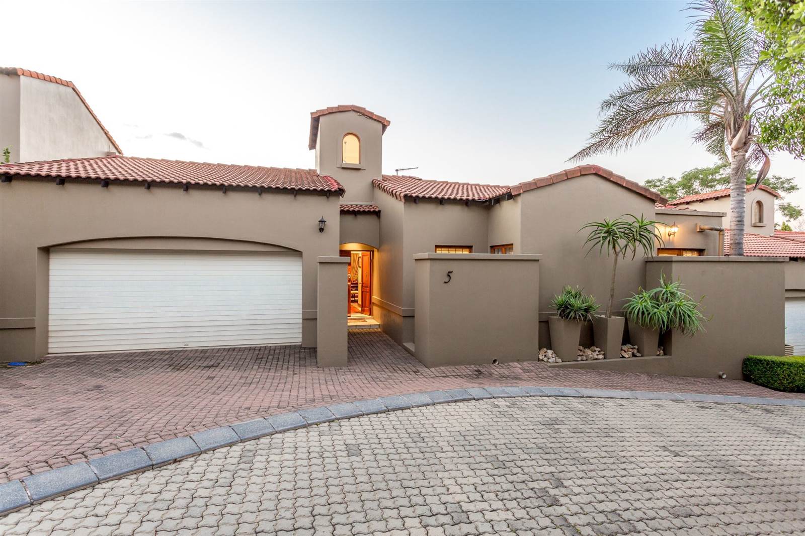 3 Bed Cluster in Craighall photo number 21