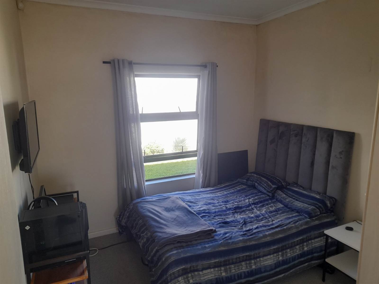 2 Bed Townhouse in Muizenberg photo number 8