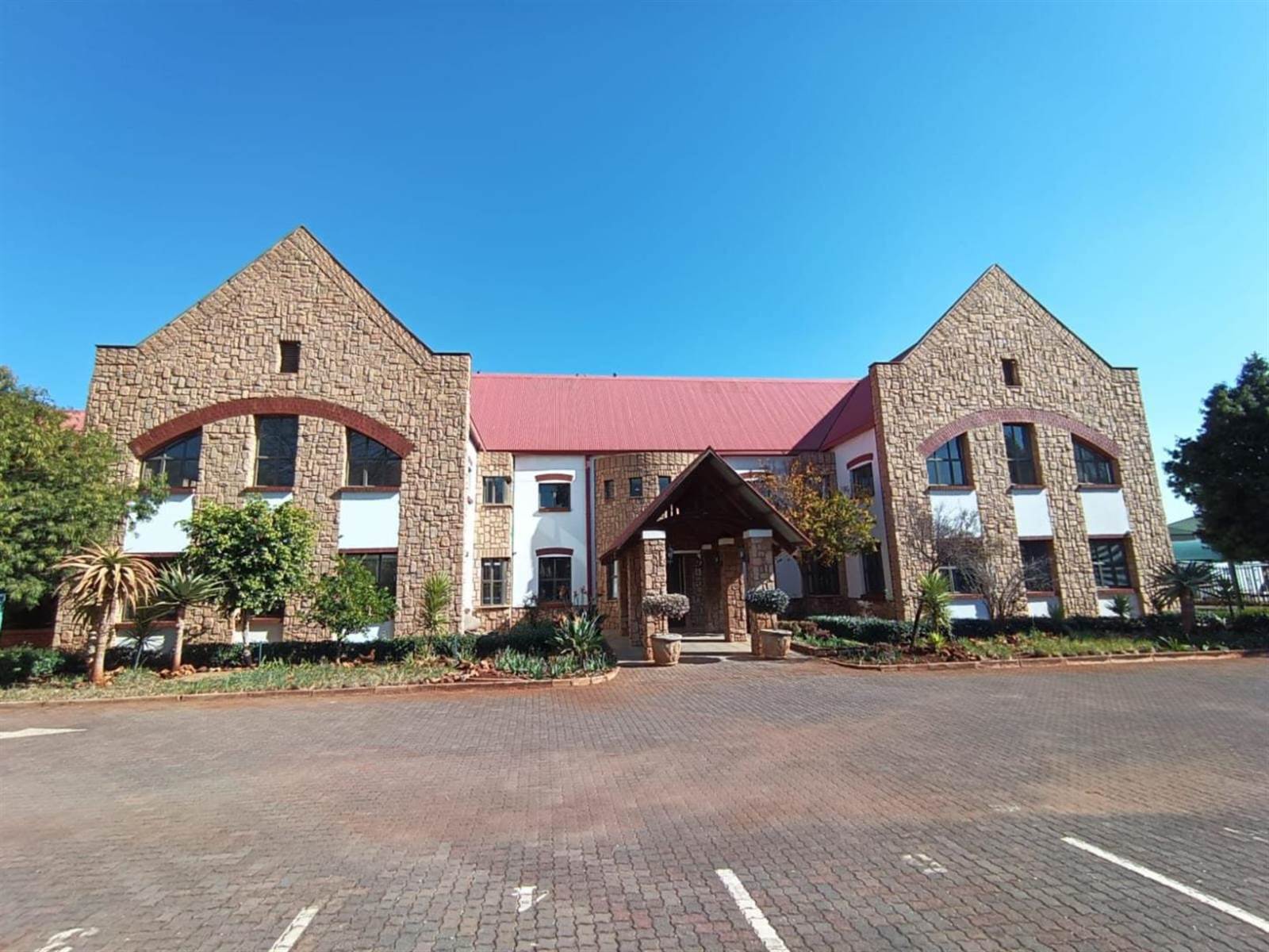 1765  m² Commercial space in Highveld photo number 8