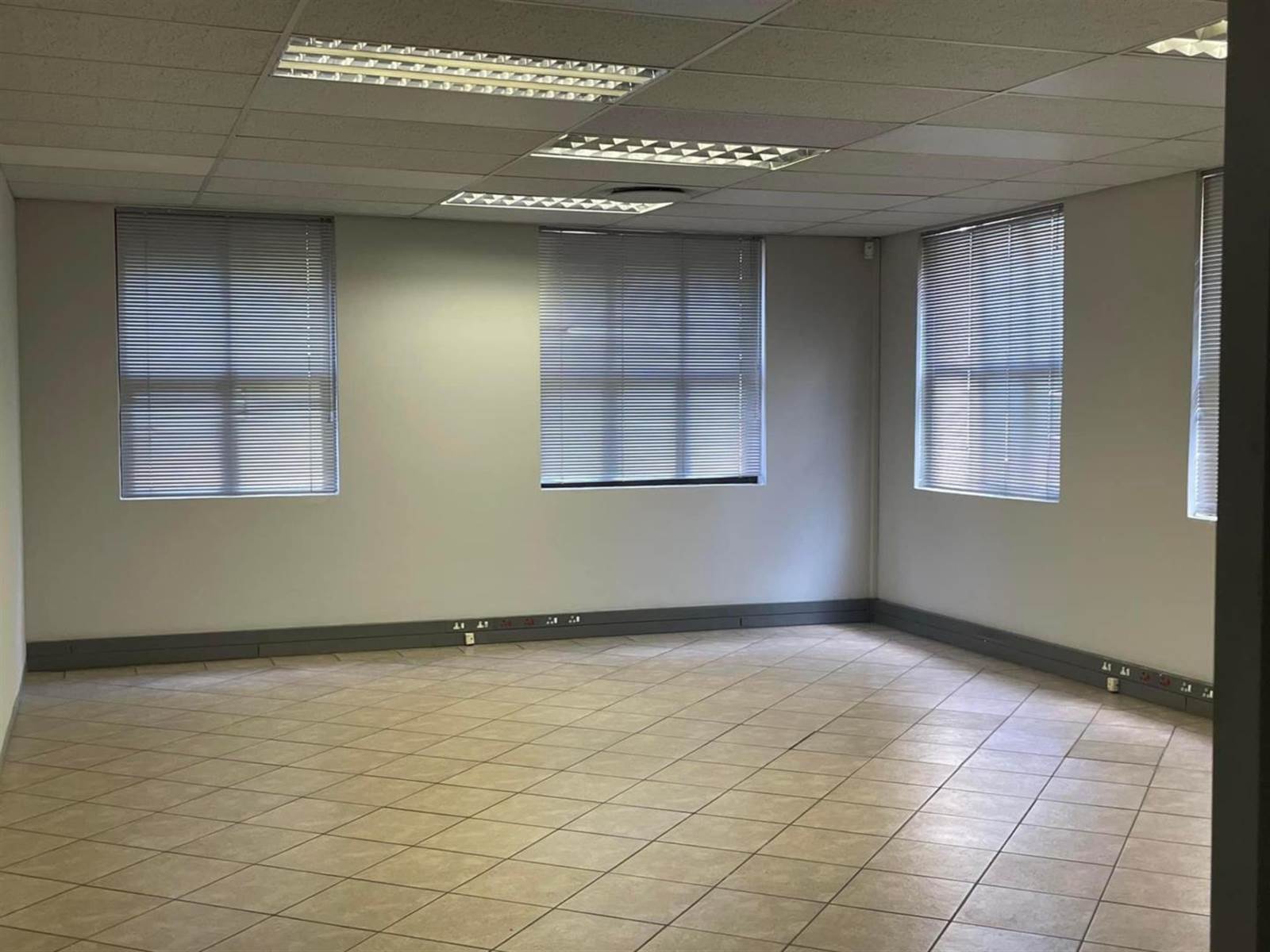 1765  m² Commercial space in Highveld photo number 7