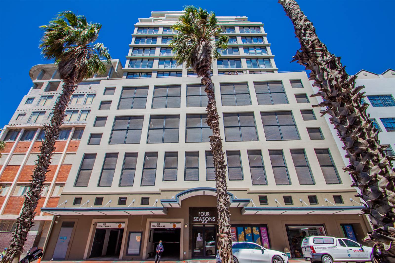 1 Bed Apartment in Cape Town City Centre photo number 11