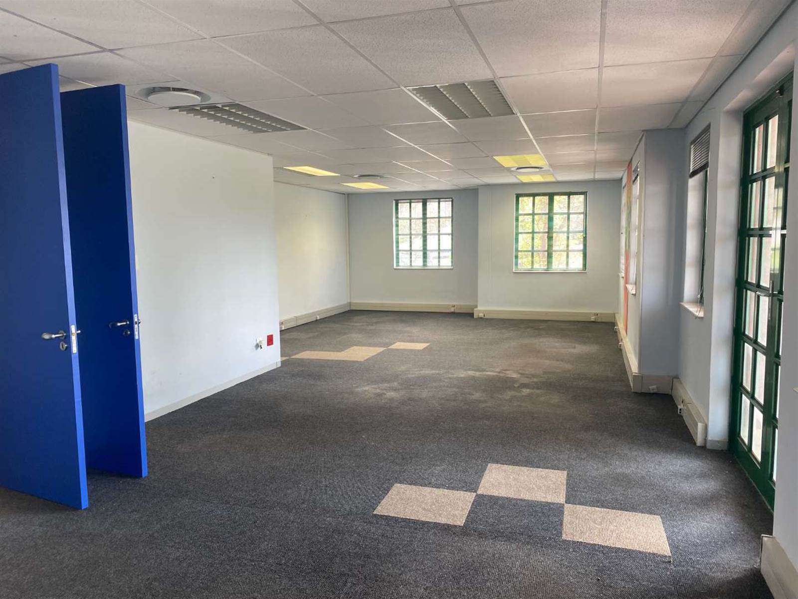 291  m² Office Space in Claremont photo number 6
