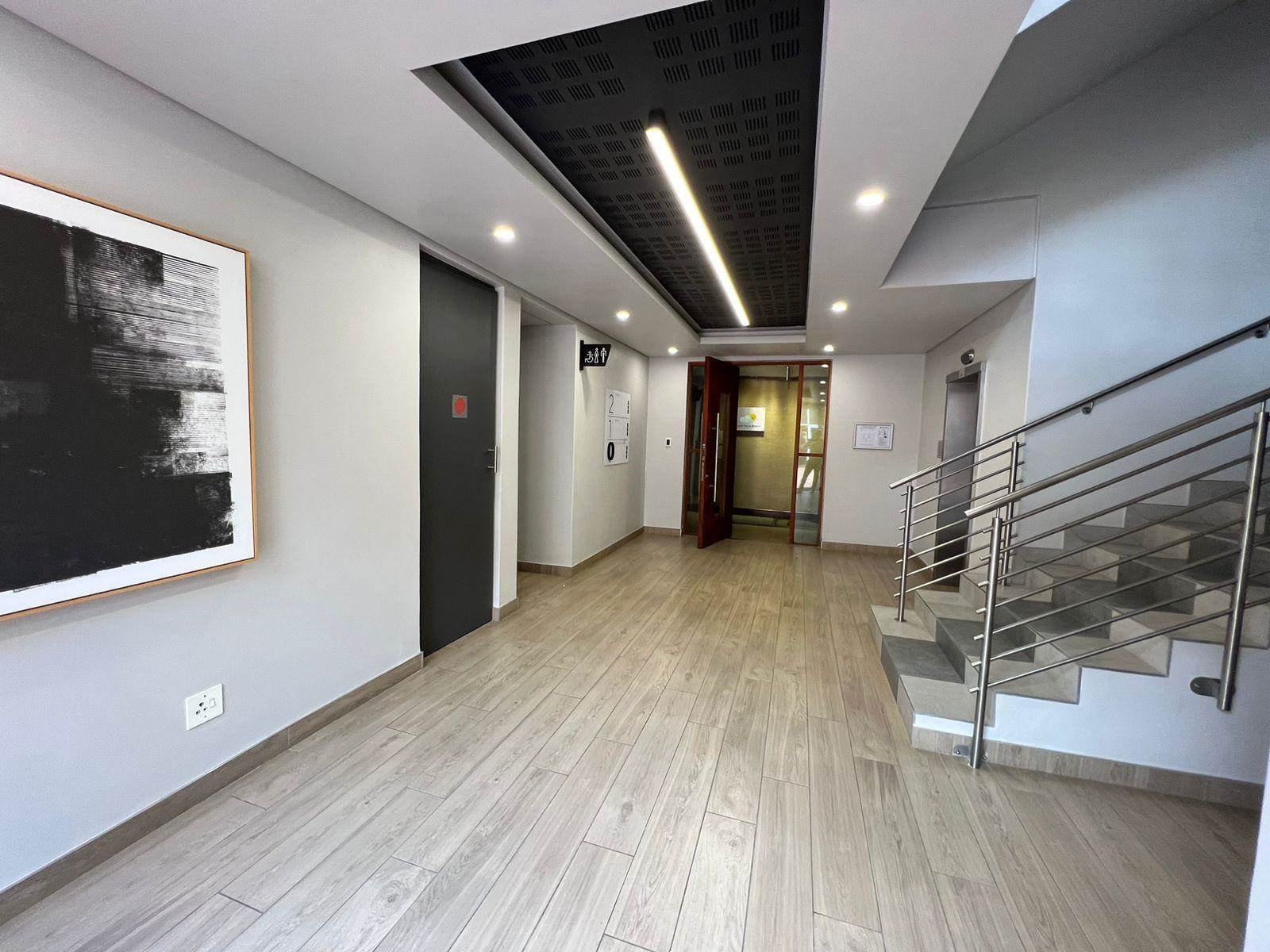 320  m² Commercial space in Illovo photo number 5