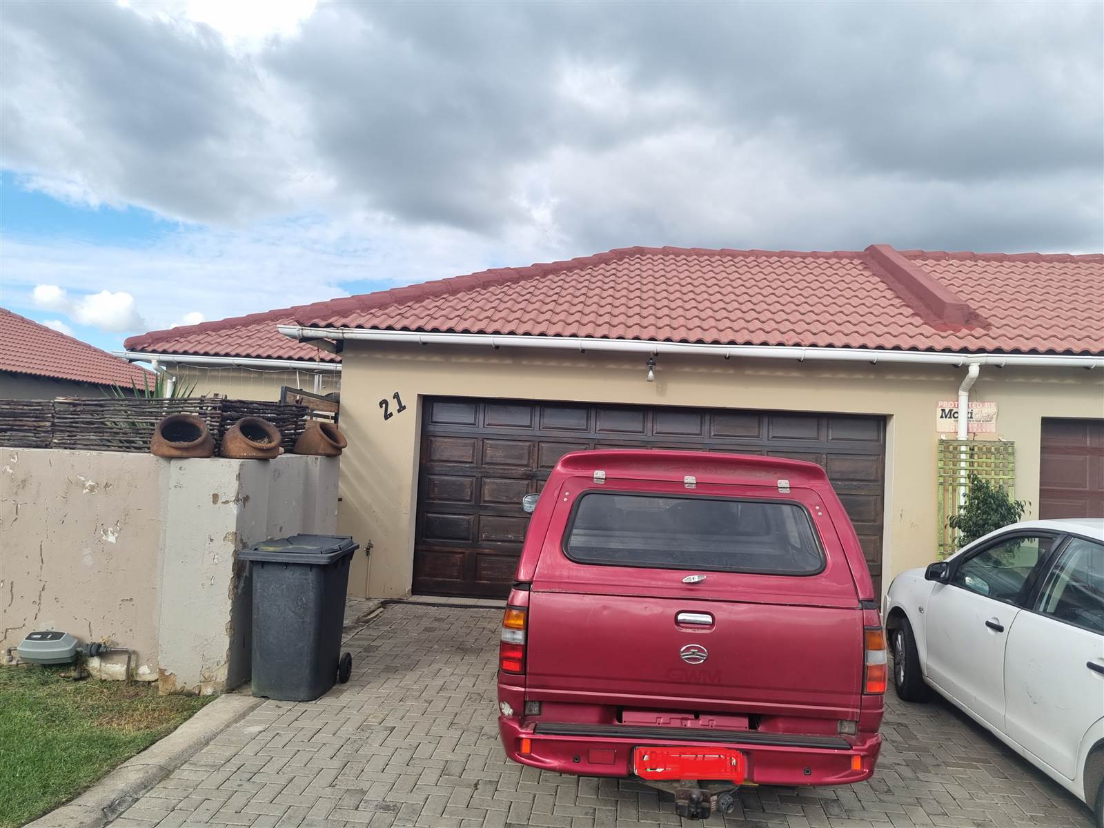 4 Bed Townhouse in Waterval East photo number 5