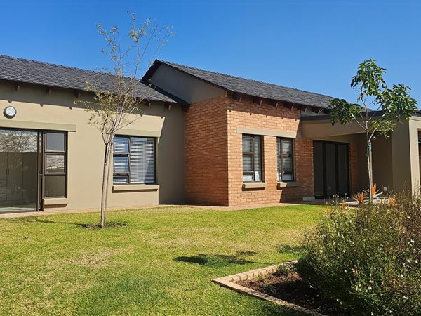 2 Bed Townhouse in Midstream Estate