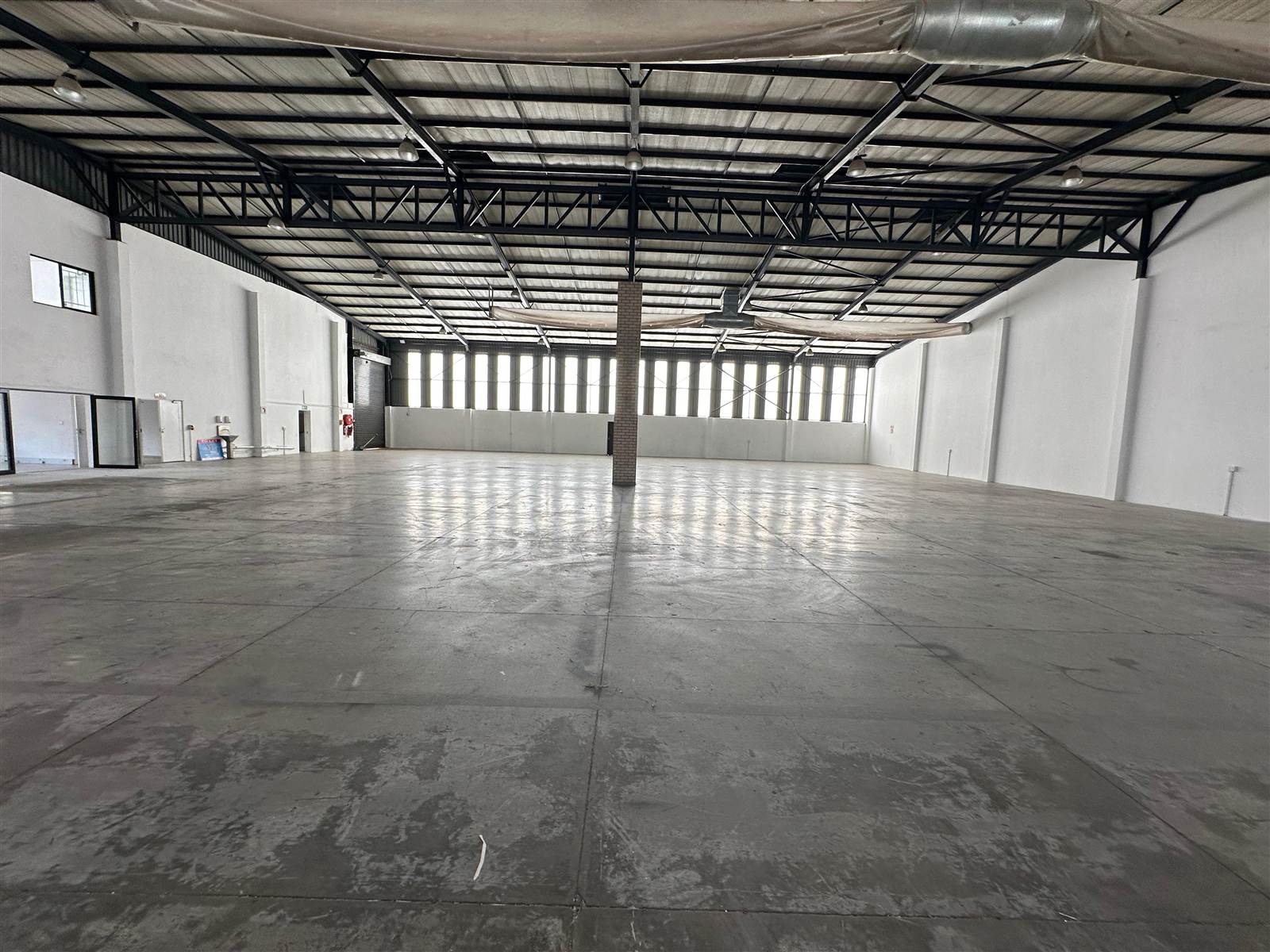 1311  m² Industrial space in North Riding photo number 15