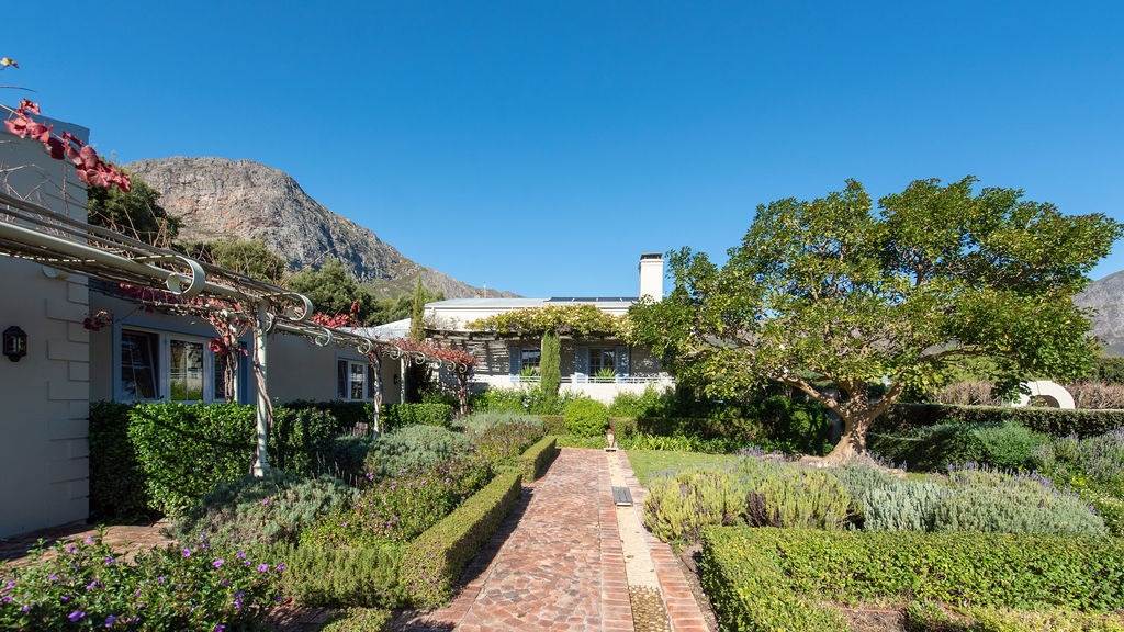 14 Bed House in Franschhoek photo number 28