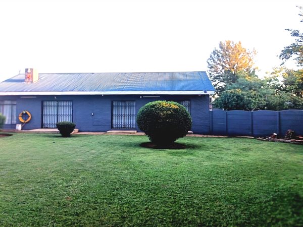 3 Bedroom House 3 Bedroom House