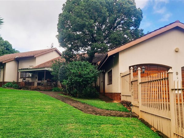 4 Bedroom House 4 Bedroom House