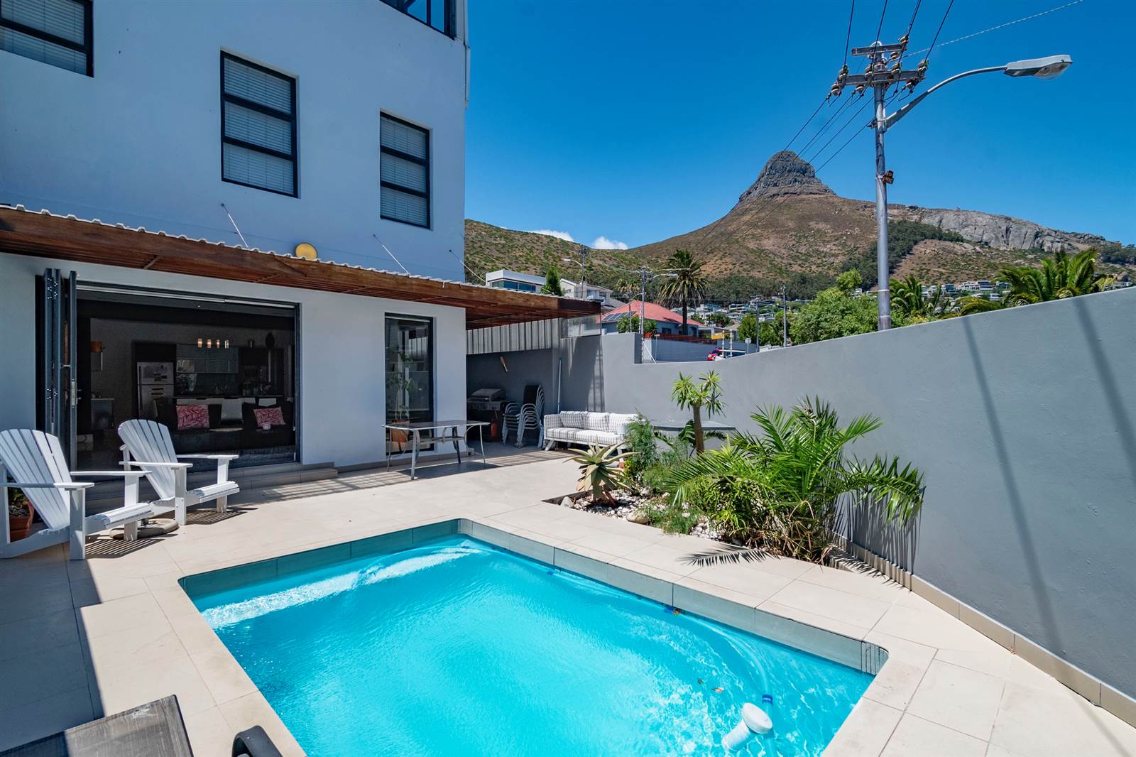 3 Bed House in Fresnaye photo number 1