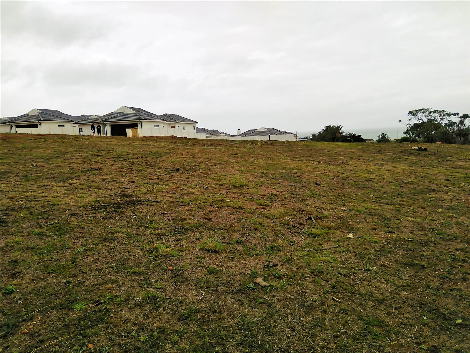 609 m² Land available in Jeffreys Bay photo number 3